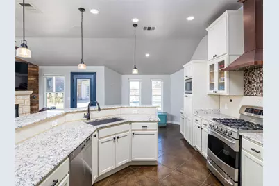 208 S Buffalo Pass, Georgetown, TX 78633 - Photo 8