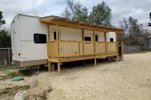 806 Yaupon Dr, Caldwell, TX 77836 - Photo 2