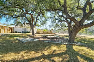 340 Barton Ranch Rd, Dripping Springs, TX 78620 - Photo 28