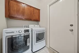 11304 Staked Plains Dr, Austin, TX 78717 - Photo 14