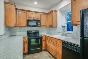 504 Saddlehorn Dr, Dripping Springs, TX 78620 - Photo 34