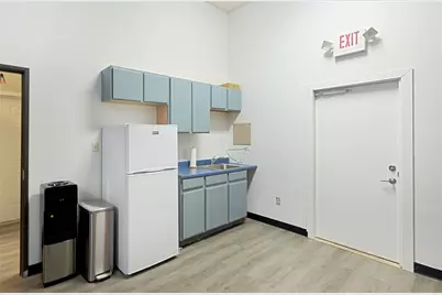 2501 S Bagdad Road #Unit B, Leander, TX 78641 - Photo 14