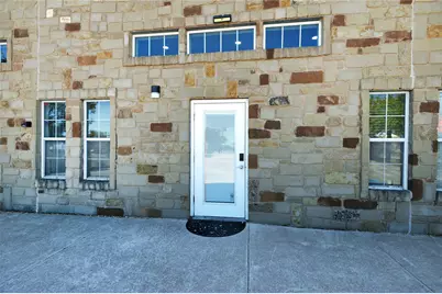 2501 S Bagdad Road #Unit B, Leander, TX 78641 - Photo 2