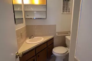 311 E 31st St, Austin, TX 78705 - Photo 16