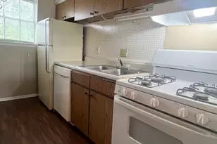 311 E 31st St, Austin, TX 78705 - Photo 4