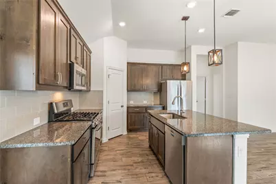 682 Coyote Creek Way, Kyle, TX 78640 - Photo 18