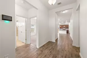 682 Coyote Crk Wy, Kyle, TX 78640 - Photo 10