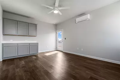 8017 Orizzonte Street, Austin, TX 78744 - Photo 24