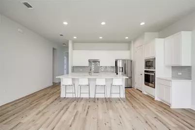 9813 Evening Canopy Drive, Manor, TX 78653 - Photo 6