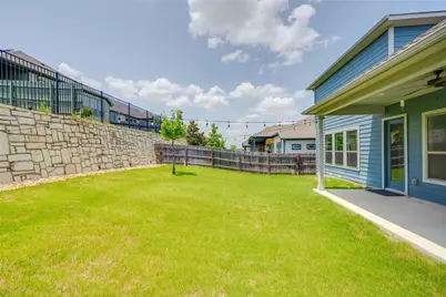 9813 Evening Canopy Drive, Manor, TX 78653 - Photo 32