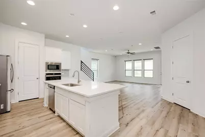 9813 Evening Canopy Drive, Manor, TX 78653 - Photo 2