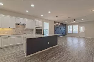 601 Hummingbird Ln, Leander, TX 78641 - Photo 8