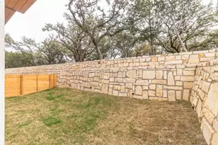 6819 Wolfcreek Pass, Austin, TX 78749 - Photo 24