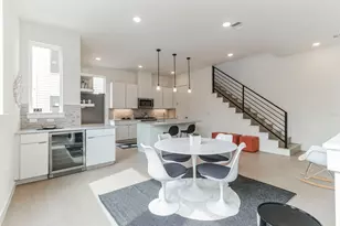6819 Wolfcreek Pass, Austin, TX 78749 - Photo 4