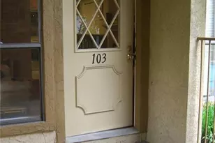 806 W 24th St, Austin, TX 78705 - Photo 2