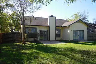 2202 Quiet Wood Dr, Austin, TX 78728 - Photo 12