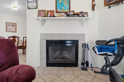 911 Crockett Street #A, Lockhart, TX 78644 - Photo 6