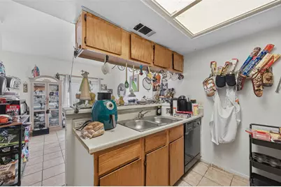 911 Crockett Street #A, Lockhart, TX 78644 - Photo 16