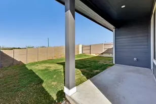 8506 Basil Hayden Ln, Austin, TX 78744 - Photo 24