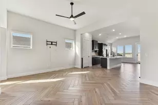 8506 Basil Hayden Ln, Austin, TX 78744 - Photo 2