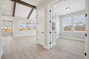 110 Seaside Sparrow Wy, Kyle, TX 78640 - Photo 6