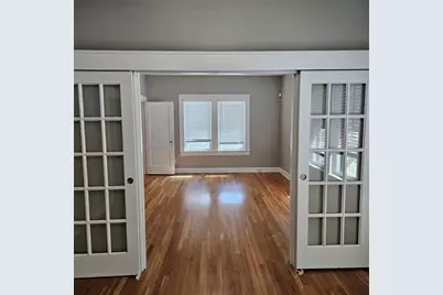 506 1/2 W 7th Street #1, Austin, TX 78701 - Photo 2