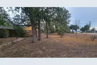 123 River Oaks Drive, Cedar Creek, TX 78612 - Photo 2