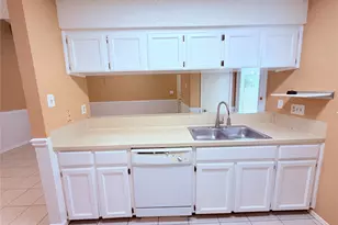 6503 Columbia Oaks Ct, Austin, TX 78759 - Photo 12