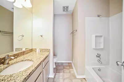 806 W 24th Street W #220, Austin, TX 78705 - Photo 8