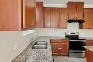 18900 Lady Bird Johnson St, Manor, TX 78653 - Photo 4