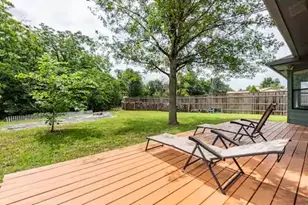 703 Oakridge Dr, Round Rock, TX 78681 - Photo 2