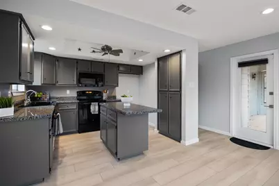 703 Oakridge Drive, Round Rock, TX 78681 - Photo 26