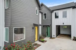 4127 E 12th St, Austin, TX 78721 - Photo 8