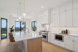 10103 Milky Way Dr, Austin, TX 78730 - Photo 10