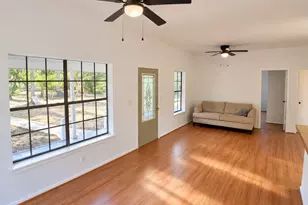 155 Michele Dr, Bastrop, TX 78602 - Photo 16