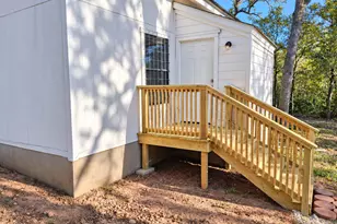 155 Michele Dr, Bastrop, TX 78602 - Photo 12