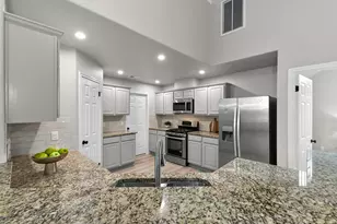 2106 Faldo Ln, Round Rock, TX 78664 - Photo 18