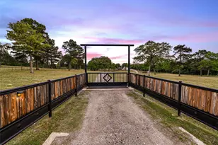 2590 Fm 535, Rosanky, TX 78953 - Photo 40