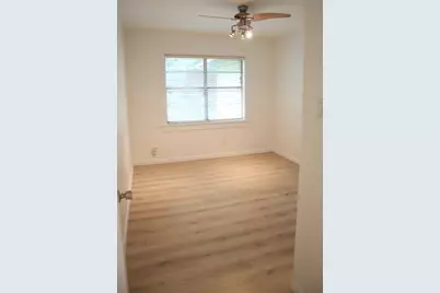 5903 Eureka Drive, Austin, TX 78745 - Photo 8