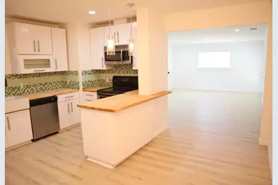 5903 Eureka Drive, Austin, TX 78745 - Photo 4