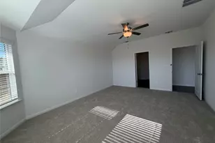 208 Pico St, Hutto, TX 78634 - Photo 6