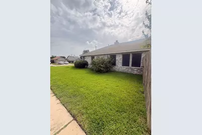 1725 Shire Street, Pflugerville, TX 78660 - Photo 2
