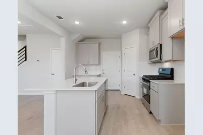 295 Young Street, Buda, TX 78610 - Photo 6