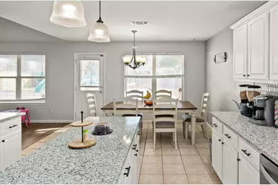 512 Mockingbird Lane, Lockhart, TX 78644 - Photo 10