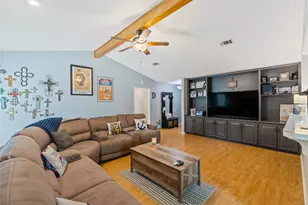3423 Bluebonnet Trail, Georgetown, TX 78628 - Photo 4
