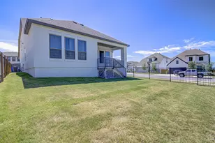 22300 Lago Lookout Ln, Lago Vista, TX 78645 - Photo 18