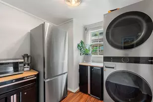 1909 College Row, Austin, TX 78702 - Photo 20