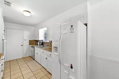 2500 Deerfoot Trail, Austin, TX 78704 - Photo 10