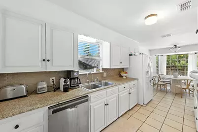 2500 Deerfoot Trail, Austin, TX 78704 - Photo 12