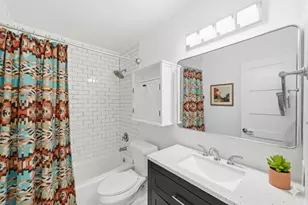 1304 Summit St, Austin, TX 78741 - Photo 10